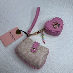 Juicy Couture Sandstone Sweet Break Time Mini Tab Wristlet✨💕